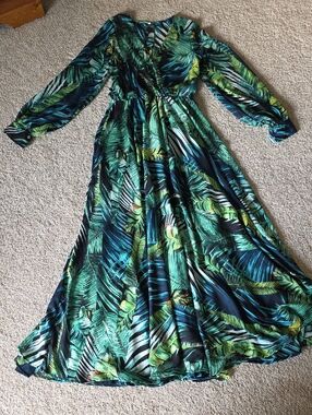 Tropical Palm Print Long Sleeve Dress